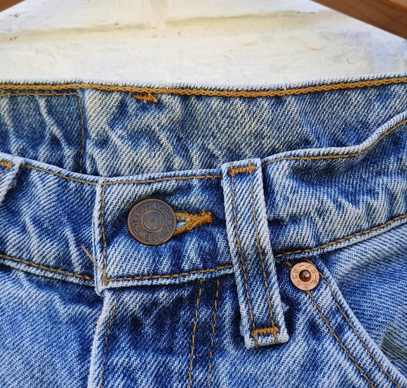 Vintage Levi's 962 More Relaxed Fit Orange Tab - Picture 4 of 9